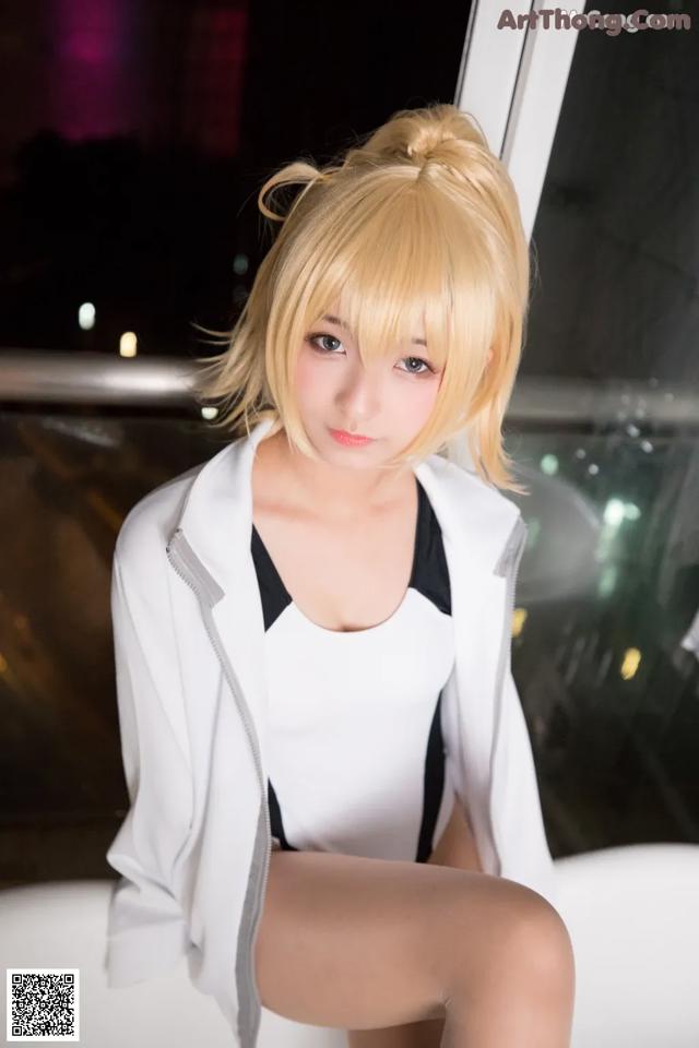 Coser@神楽坂真冬 Vol.007: 白贞德 (Fate Grand Order) (150 photos) No.ce6036